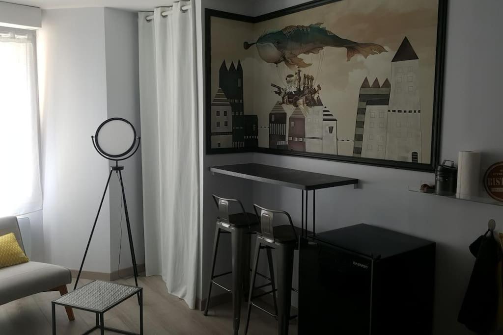 Studio Au Coeur De L'Hyper Centre Кан Экстерьер фото